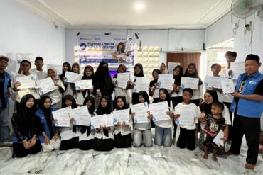 DESKRIPSI PRODUK  Cintailah Dirimu: Merangkul Luka, Menemukan Bahagia