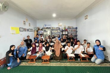Buku Capek dengan Dunia, Mulailah Memeluk Jiwa